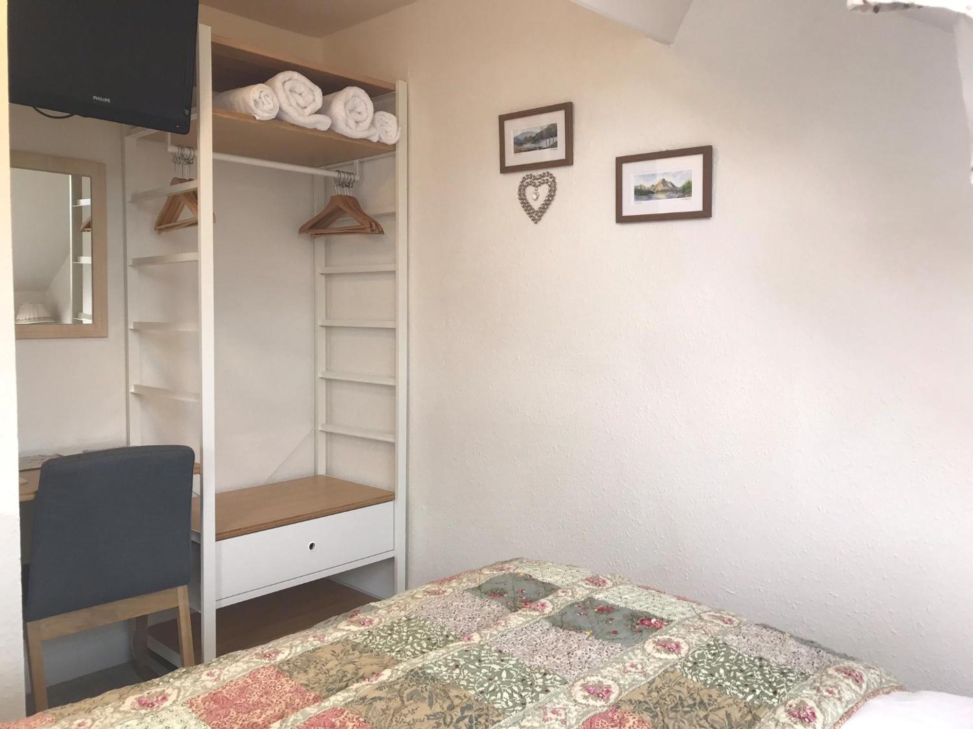 May Cottage B&B Bowness-on-Windermere Esterno foto