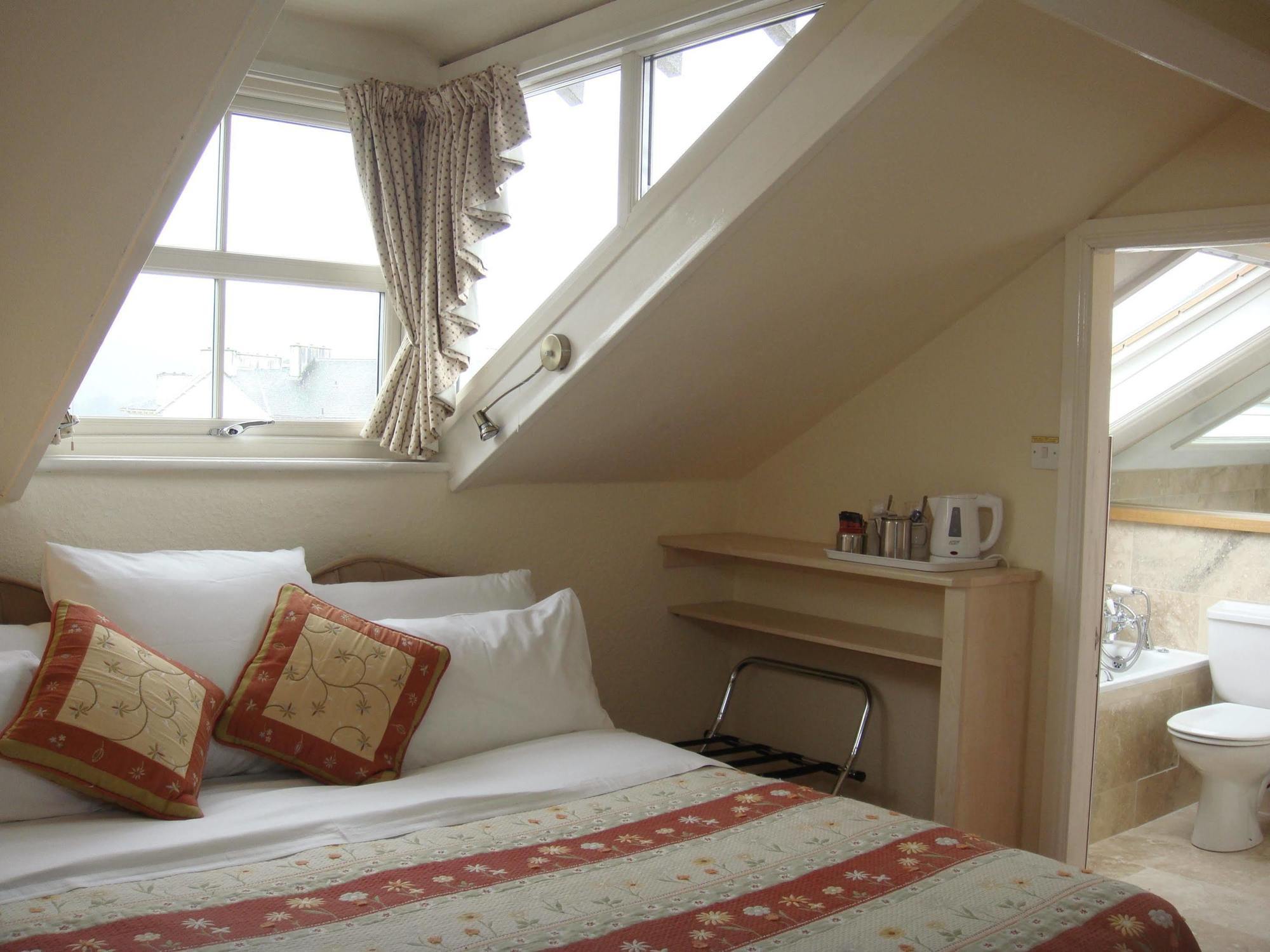 May Cottage B&B Bowness-on-Windermere Esterno foto