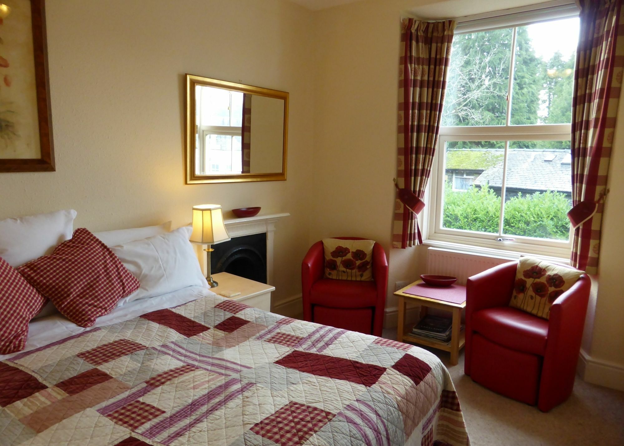 May Cottage B&B Bowness-on-Windermere Esterno foto