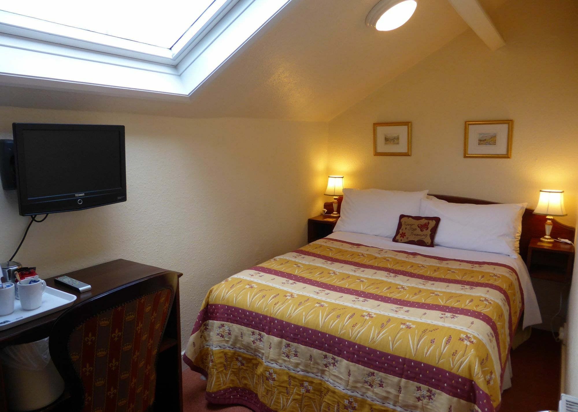 May Cottage B&B Bowness-on-Windermere Esterno foto